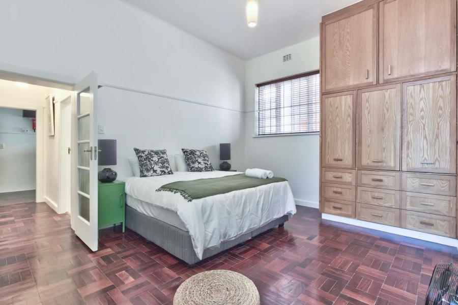 To Let 2 Bedroom Property for Rent in Sea Point Western Cape